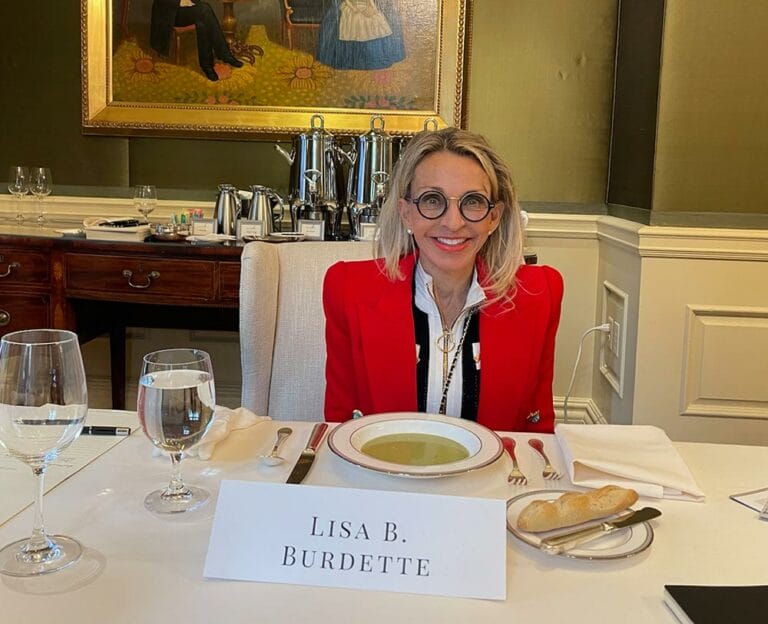 The Art of Workplace Etiquette: Embracing Savoir Vivre in Your Professional Life