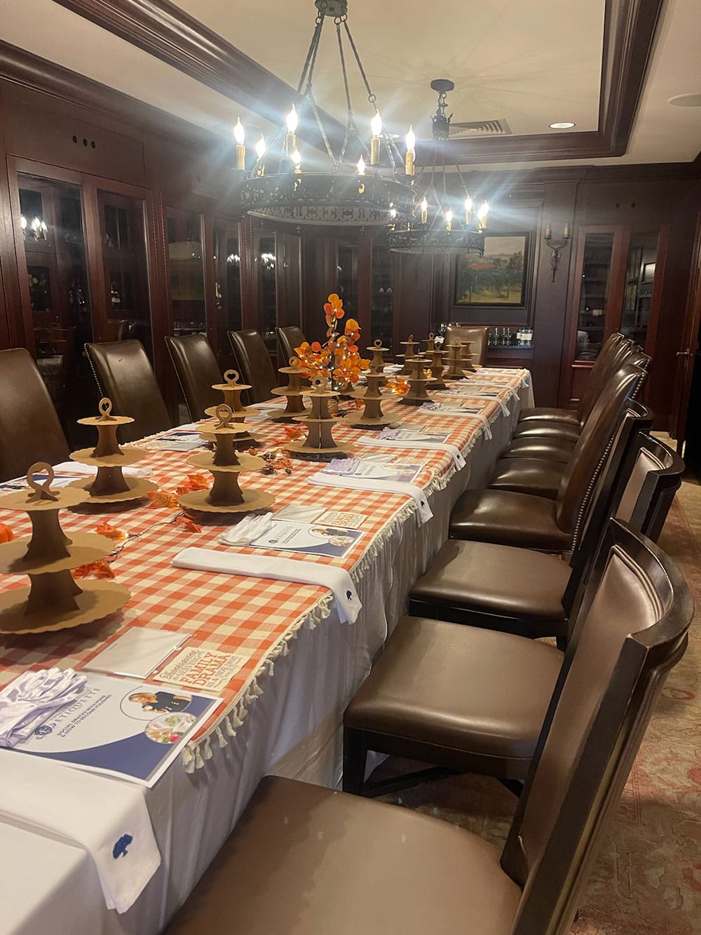 Raising Gentlemen: Teaching Essential Manners for Kids in a Modern World