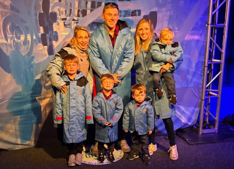 Manners for Kids at Thanksgiving: Dining Tips for Success at the Dinner Table