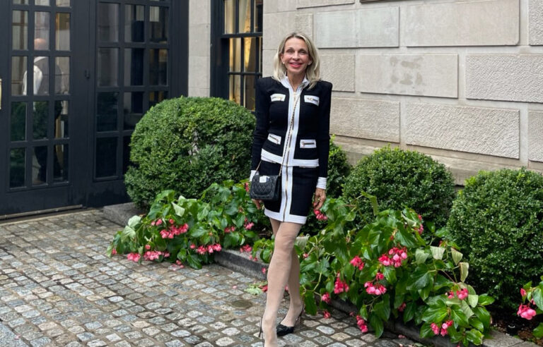 Learn Corporate Gift-Giving Protocol in Lisas Etiquette Classes for Adults