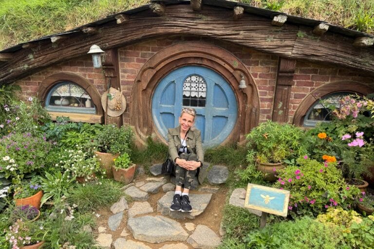 Manners in New Zealand - and Why Etiquette Classes for Adults Help Polish your Business Image