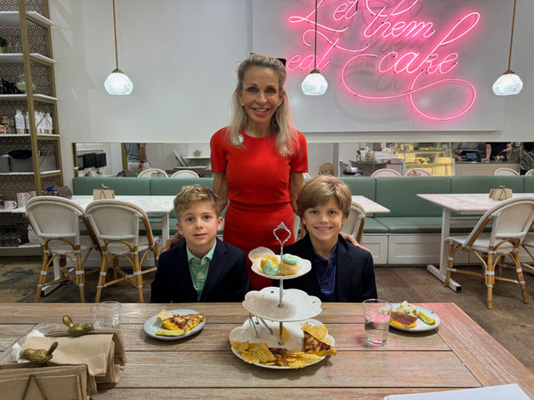 Guiding with Grace: How Parents Can Support Fine Dining Skills with Etiquette Classes for Kids